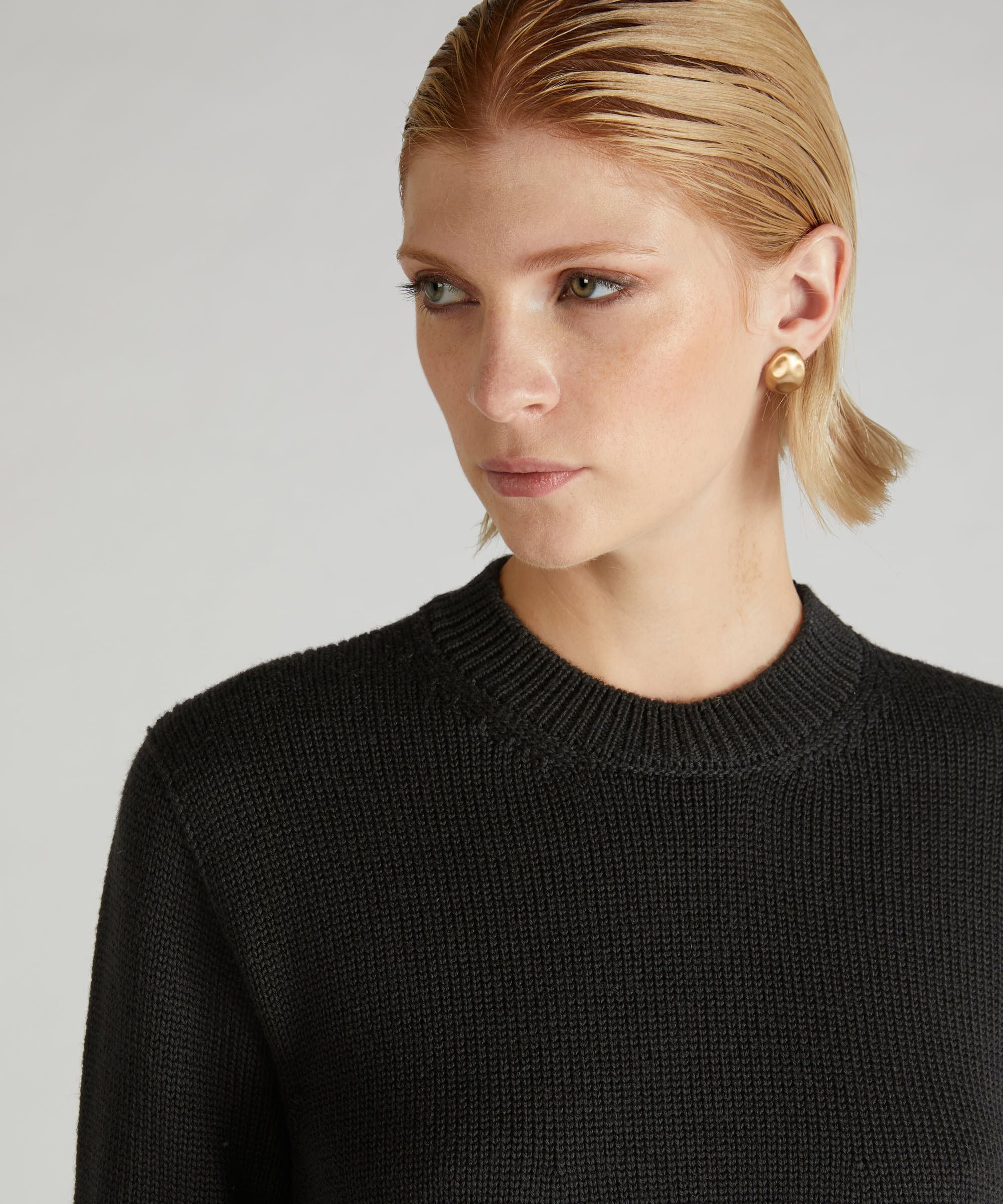Regular-fit crewneck sweater in certified merino wool - Image 4