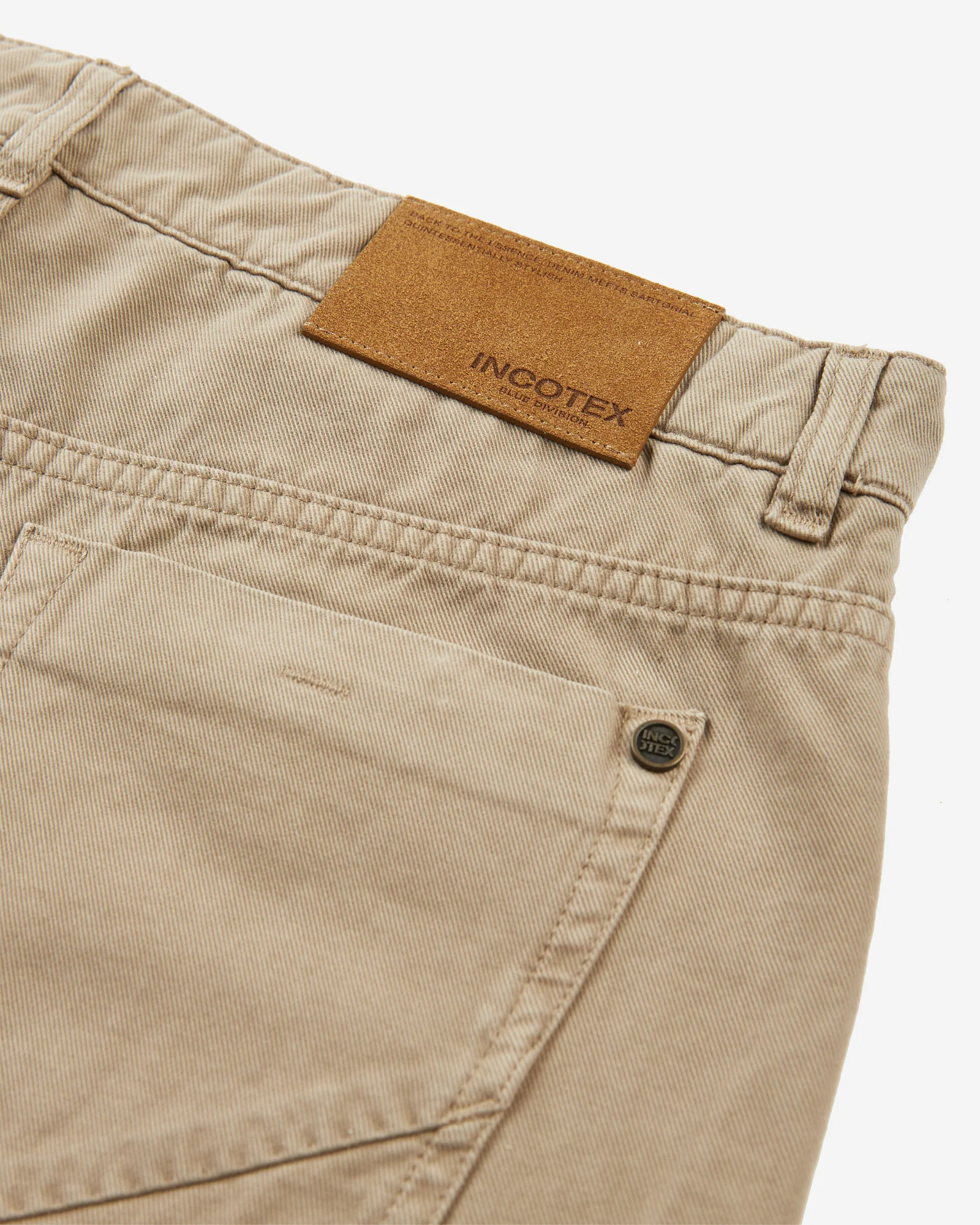 Slim-fit five-pocket trousers in cotton and cashmere - Image 8