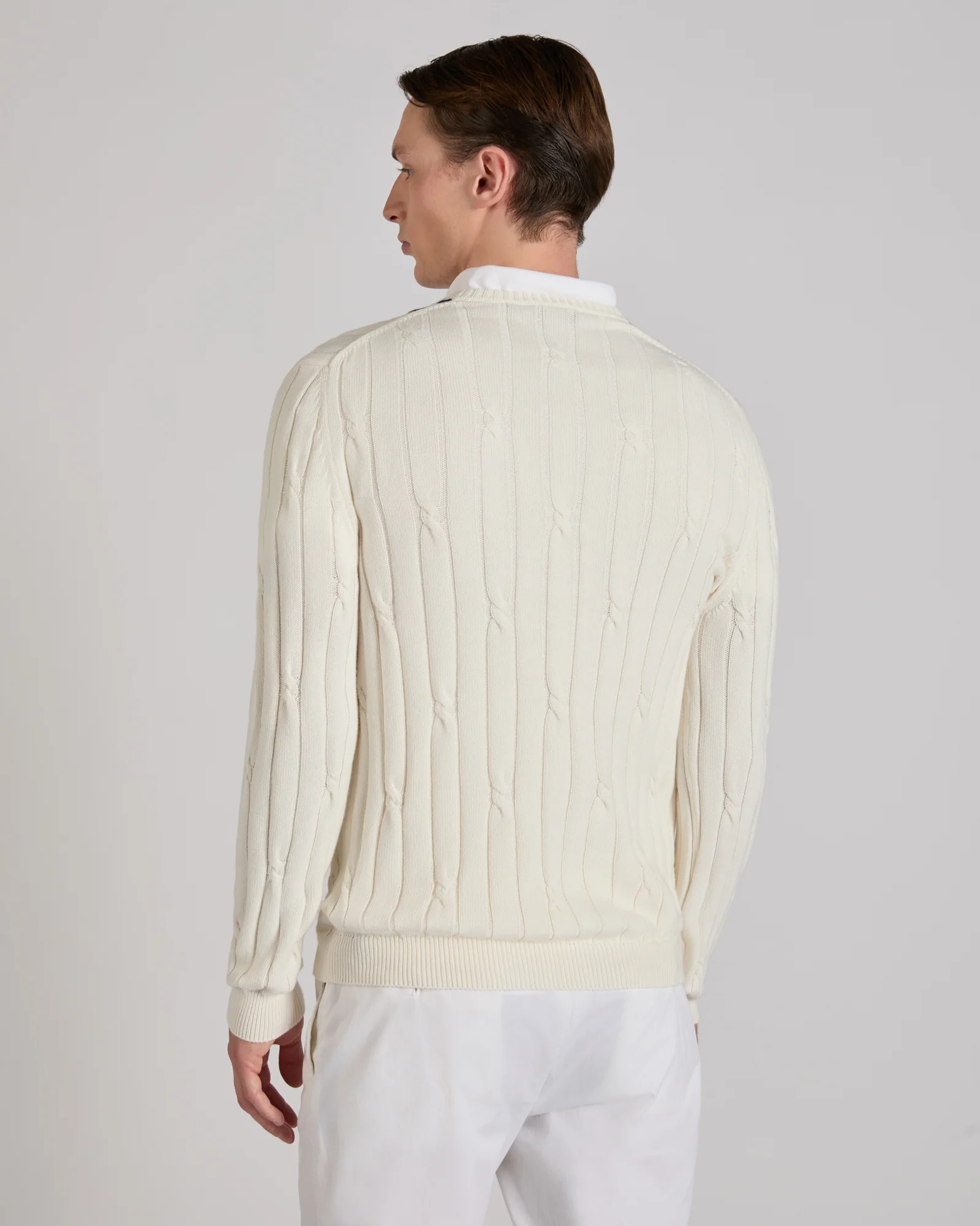 Slim fit V-neck cotton jumper - Image 3