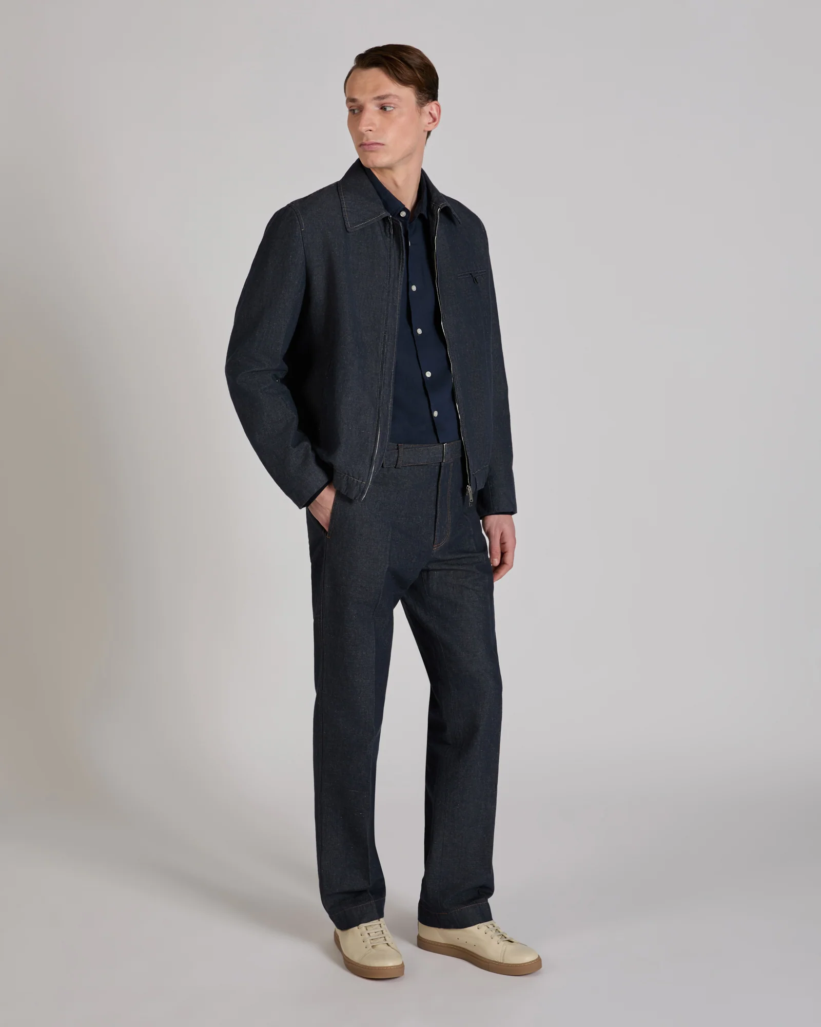 Straight fit stretch cotton and linen trousers - Image 5