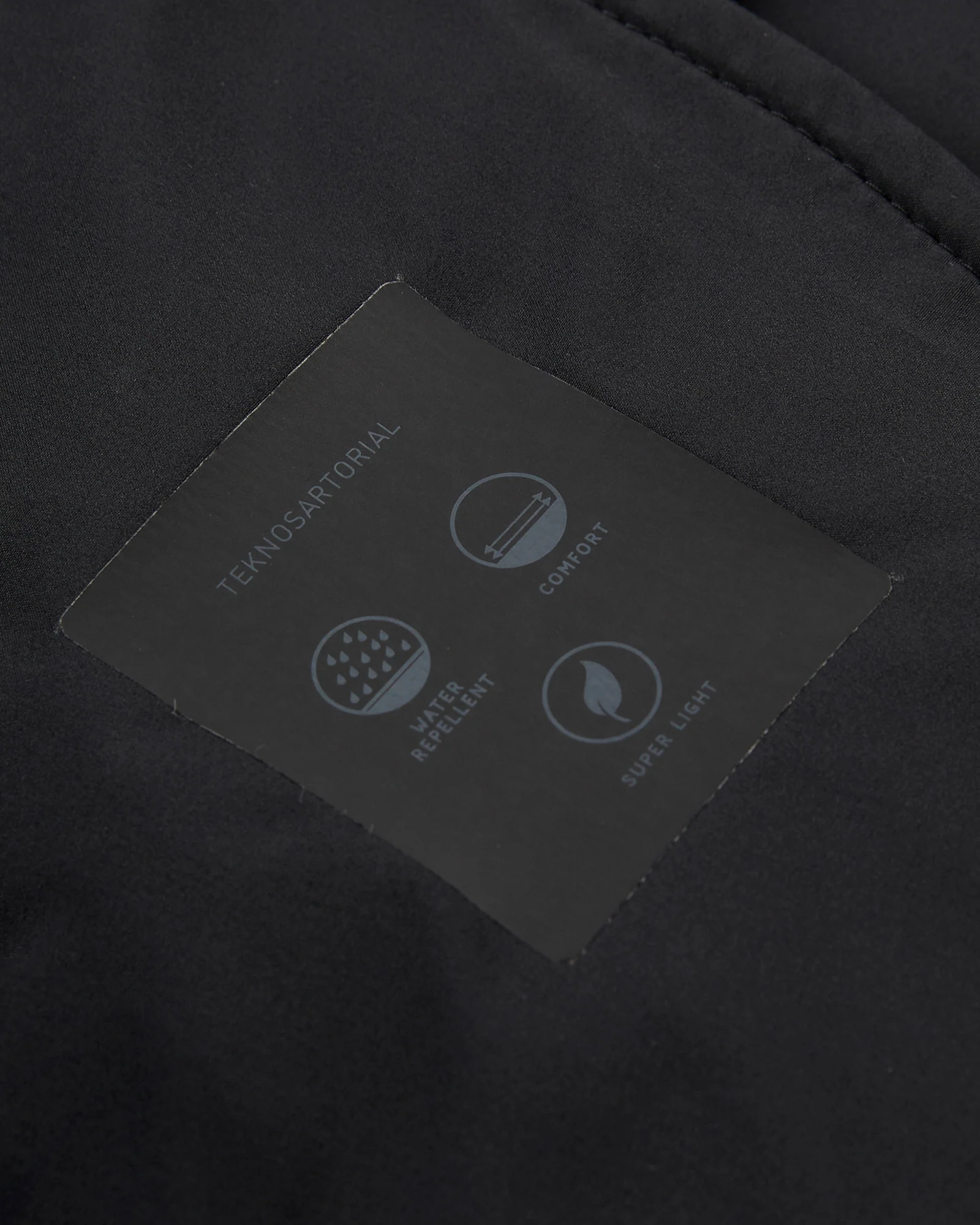 Technical fabric padded jacket - Image 7